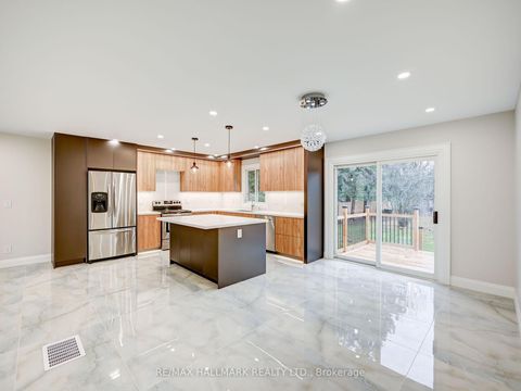 Photo 16 at 1046 Lebanon Drive, Alcona, Innisfil Photo 16 at 1046 Lebanon Drive, Alcona, Innisfil