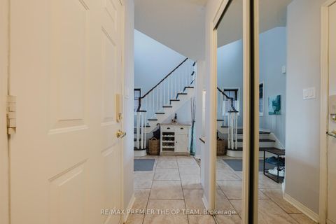 Photo 4 at 50 Beaverbrook Crescent, Rural Vaughan, Vaughan