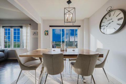 Photo 9 at 50 Beaverbrook Crescent, Rural Vaughan, Vaughan