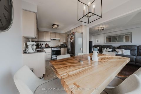 Photo 10 at 50 Beaverbrook Crescent, Rural Vaughan, Vaughan