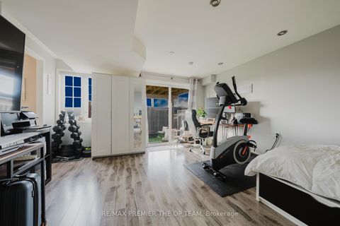 Photo 25 at 50 Beaverbrook Crescent, Rural Vaughan, Vaughan