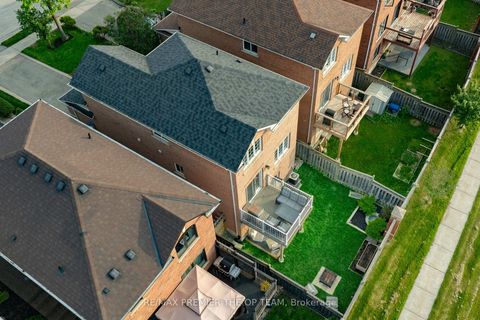 Photo 36 at 50 Beaverbrook Crescent, Rural Vaughan, Vaughan