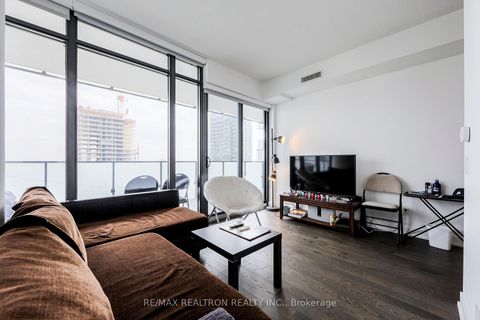 Photo 6 at 3216 - 25 Richmond Street E, Yonge Corridor, Toronto Photo 6 at 3216 - 25 Richmond Street E, Yonge Corridor, Toronto