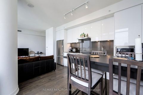 Photo 7 at 3216 - 25 Richmond Street E, Yonge Corridor, Toronto Photo 7 at 3216 - 25 Richmond Street E, Yonge Corridor, Toronto