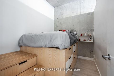 Photo 12 at 411 - 955 QUEEN Street W, Niagara, Toronto Photo 12 at 411 - 955 QUEEN Street W, Niagara, Toronto