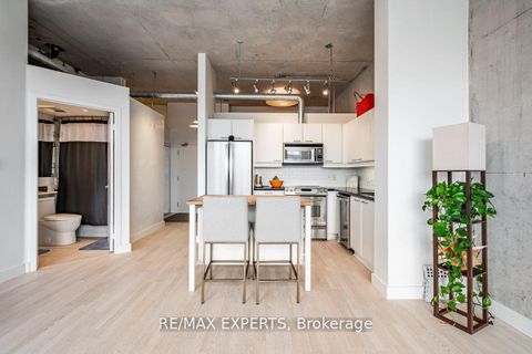 Photo 18 at 411 - 955 QUEEN Street W, Niagara, Toronto