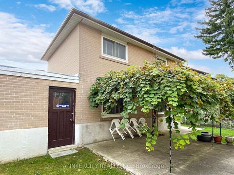 Photo 48 at 26 Donnalyn Drive, Newtonbrook West, Toronto