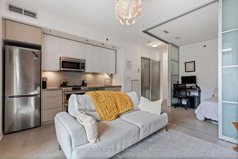 Photo 5 at 511 - 88 Colgate Avenue W, South Riverdale, Toronto