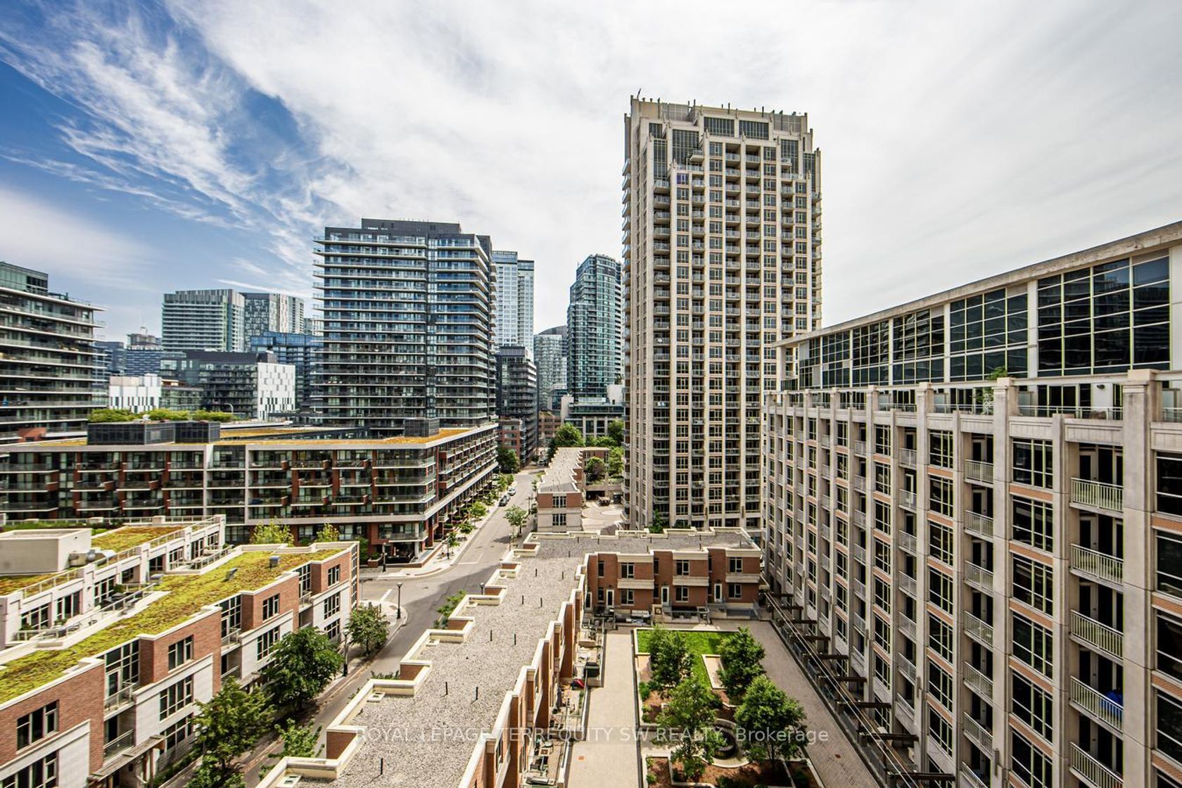 1009 - 628 Fleet Street, Niagara, Toronto 
