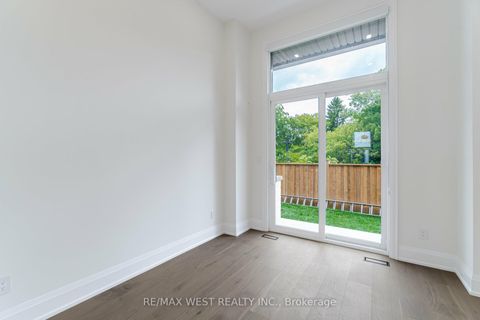 Photo 15 at 52 Exmoor Drive, Long Branch, Toronto