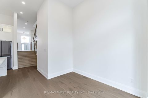 Photo 16 at 52 Exmoor Drive, Long Branch, Toronto