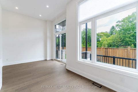 Photo 18 at 52 Exmoor Drive, Long Branch, Toronto