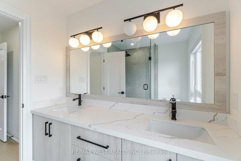 Photo 26 at 52 Exmoor Drive, Long Branch, Toronto