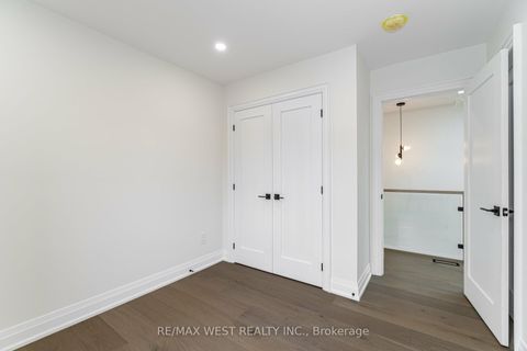 Photo 35 at 52 Exmoor Drive, Long Branch, Toronto