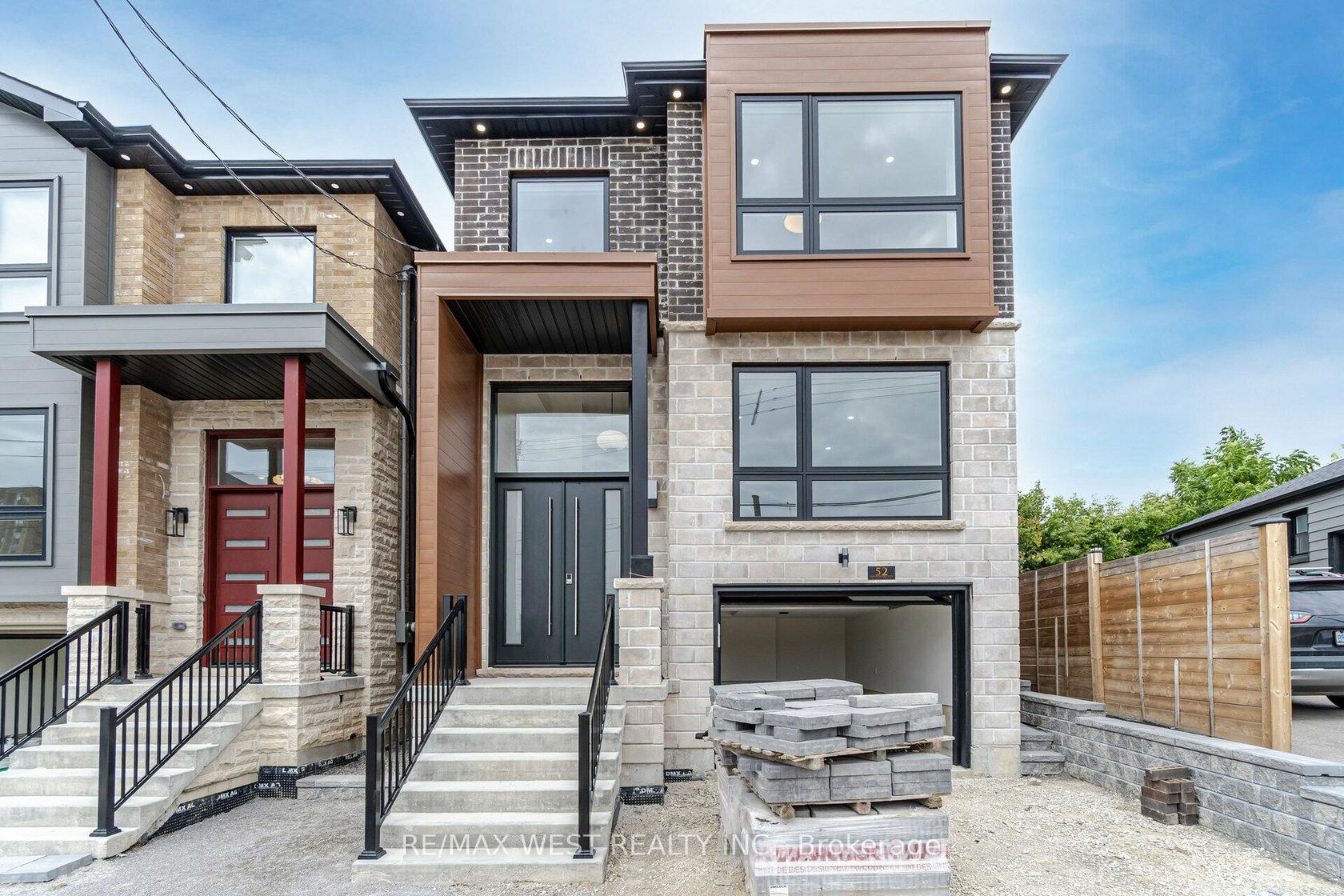 52 Exmoor Drive, Long Branch, Toronto 