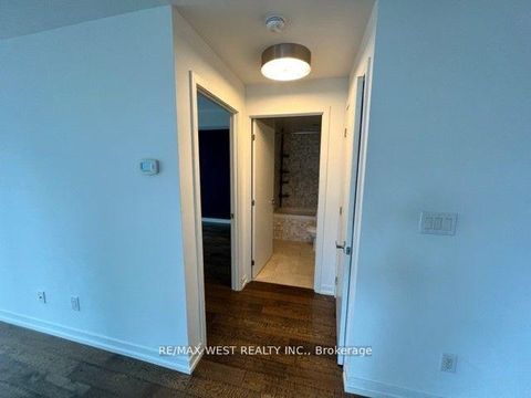 Photo 12 at 1209 - 21 Widmer Street, Waterfront Communities C1, Toronto