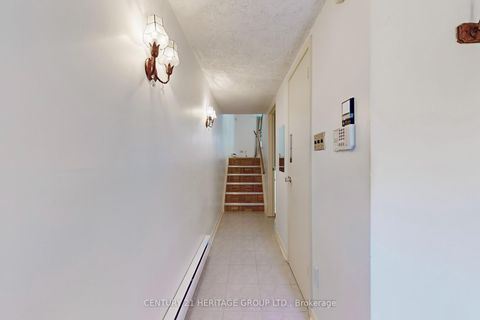 Photo 3 at 71 Jenny Wren Way, Hillcrest Village, Toronto