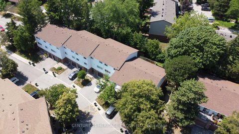 Photo 32 at 71 Jenny Wren Way, Hillcrest Village, Toronto