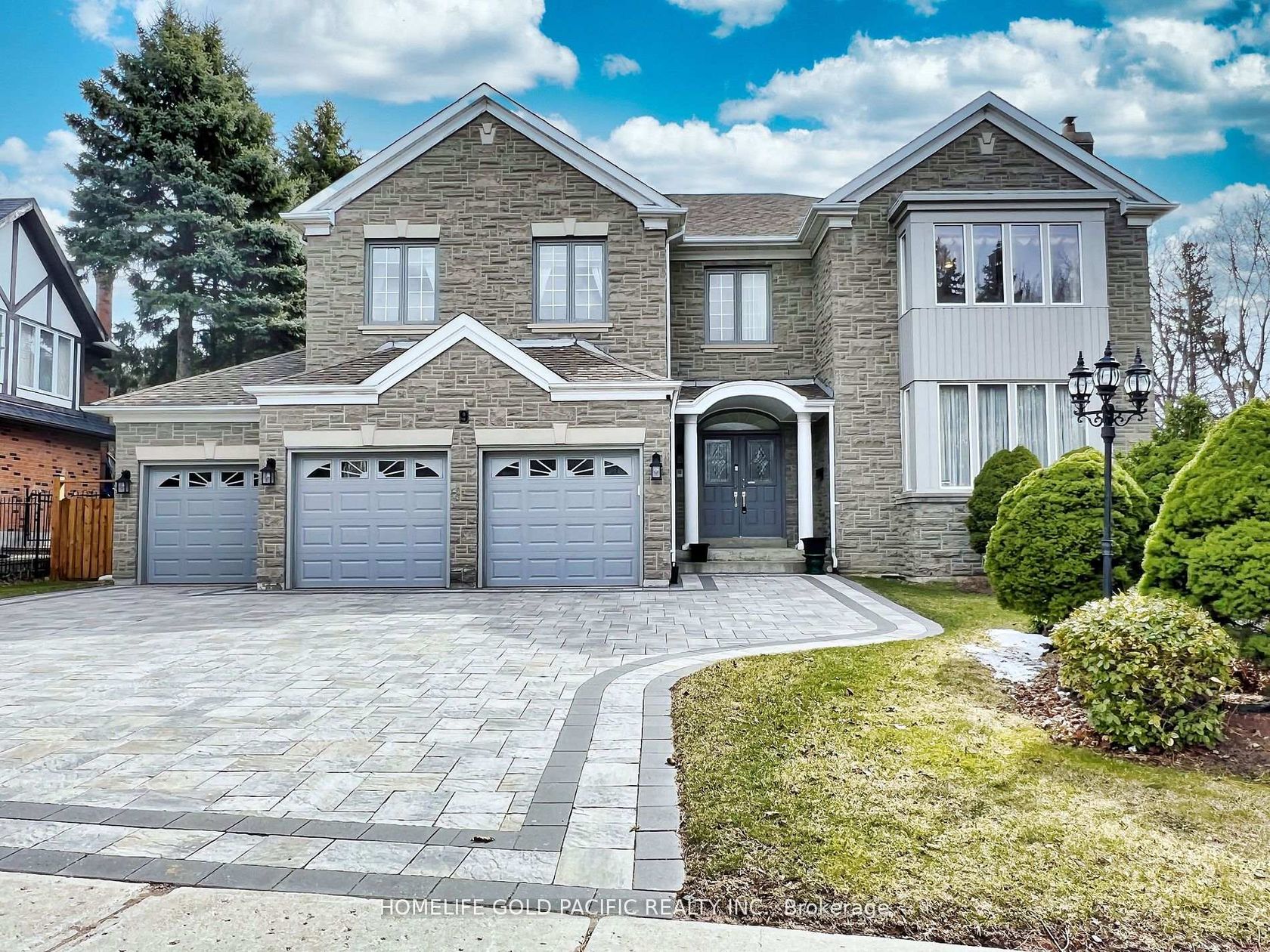 9 Gardiner Crescent, Bayview Hill, Richmond Hill 