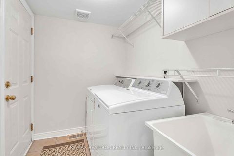 Photo 5 at 80 Ruby Crescent, Rouge Woods, Richmond Hill