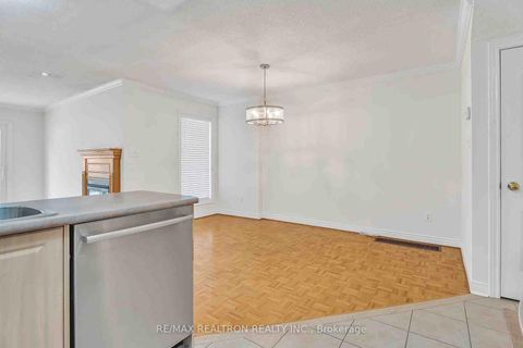 Photo 10 at 80 Ruby Crescent, Rouge Woods, Richmond Hill