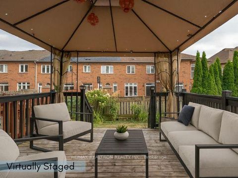 Photo 14 at 80 Ruby Crescent, Rouge Woods, Richmond Hill