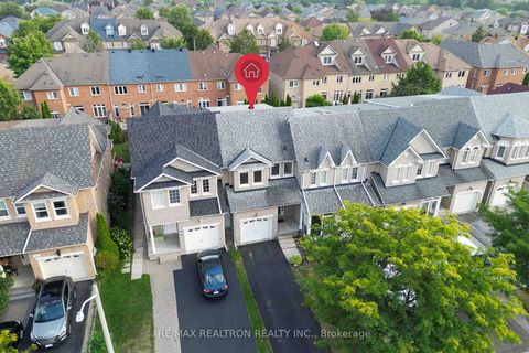 Photo 28 at 80 Ruby Crescent, Rouge Woods, Richmond Hill