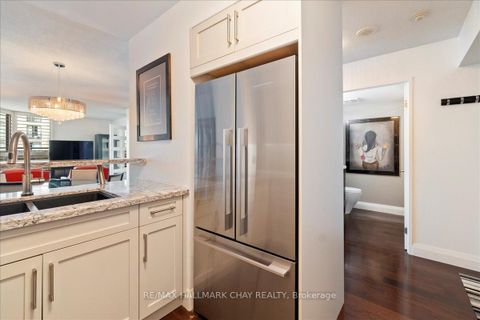 Photo 5 at 304 - 150 Dunlop Street E, Lakeshore, Barrie