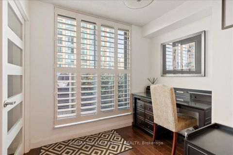 Photo 18 at 304 - 150 Dunlop Street E, Lakeshore, Barrie