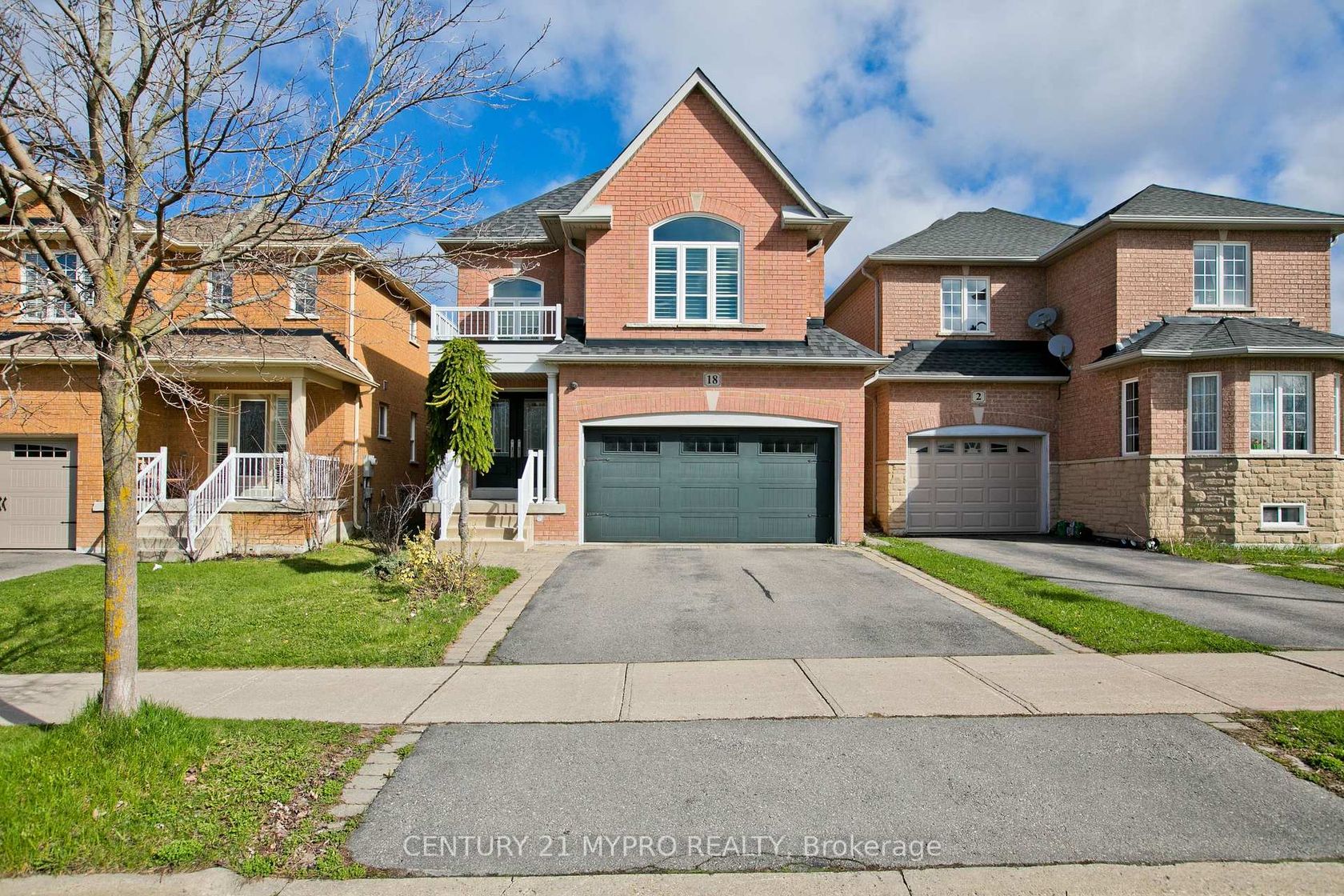 18 River Ridge Boulevard, Bayview Northeast, Aurora 