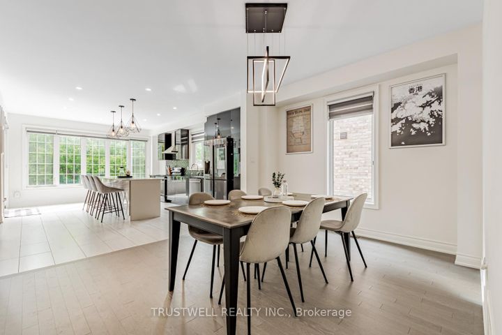 Photo 7 at 12 Vineyard Drive, Bram West, Brampton