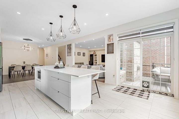 Photo 20 at 12 Vineyard Drive, Bram West, Brampton