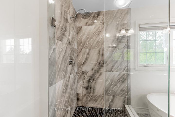 Photo 32 at 12 Vineyard Drive, Bram West, Brampton