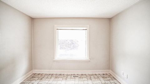 Photo 7 at 3039 Lakeshore Road W, BR Bronte, Oakville