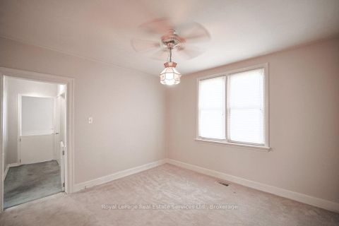 Photo 11 at 3039 Lakeshore Road W, BR Bronte, Oakville