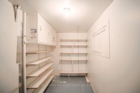 Photo 21 at 3039 Lakeshore Road W, BR Bronte, Oakville
