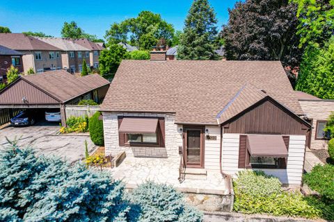 Photo 31 at 3039 Lakeshore Road W, BR Bronte, Oakville