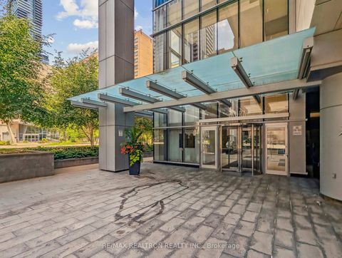 Photo 5 at 2201 - 386 Yonge Street, Bay Street Corridor, Toronto