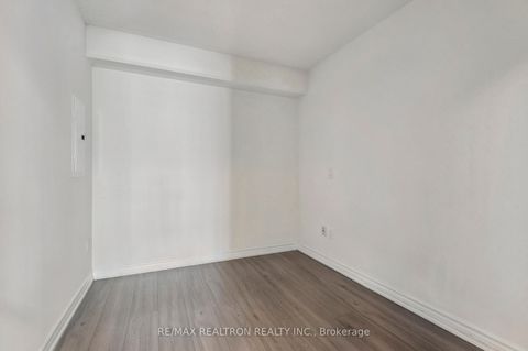 Photo 16 at 2201 - 386 Yonge Street, Bay Street Corridor, Toronto