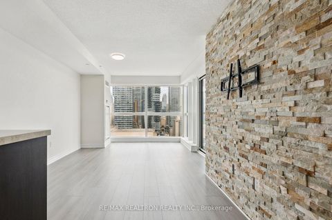 Photo 25 at 2201 - 386 Yonge Street, Bay Street Corridor, Toronto