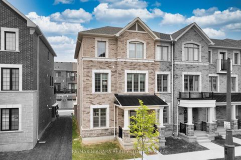 Photo 1 at 1369 Kobzar Drive, NW Northwest, Oakville