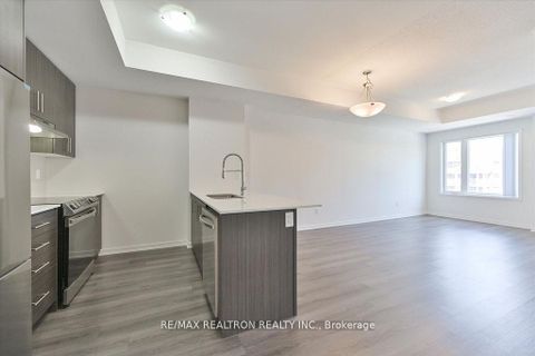 Photo 3 at 5 - 260 Twelfth Street, New Toronto, Toronto