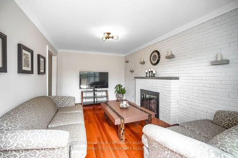 Photo 20 at 18 Terryellen Crescent, Markland Wood, Toronto