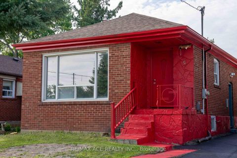 Photo 0 at 6 Seminole Avenue, Bendale, Toronto
