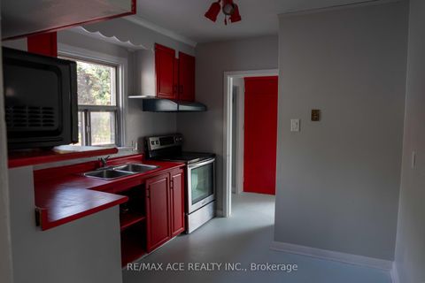Photo 12 at 6 Seminole Avenue, Bendale, Toronto