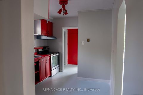 Photo 13 at 6 Seminole Avenue, Bendale, Toronto