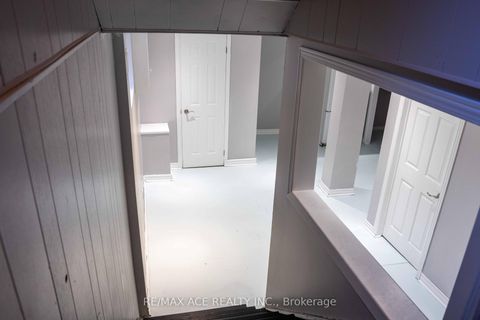 Photo 24 at 6 Seminole Avenue, Bendale, Toronto
