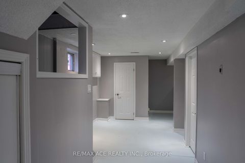 Photo 27 at 6 Seminole Avenue, Bendale, Toronto