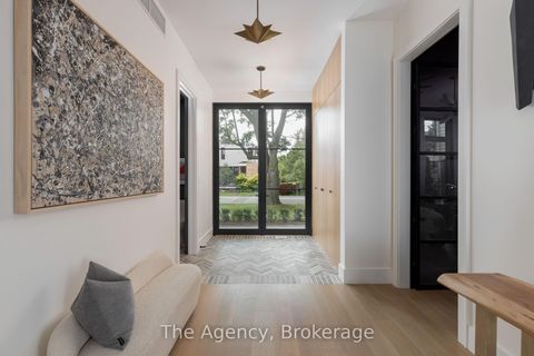 Photo 3 at 203 Weybourne Road, WO West, Oakville