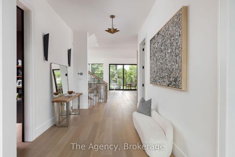 Photo 4 at 203 Weybourne Road, WO West, Oakville